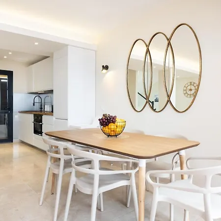 Home2Book Sunny Castillo, Wifi & Terrace *